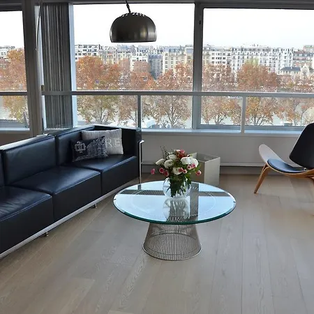 Apartment Tour Eifel - Quai Andre Citroen Id 273 *